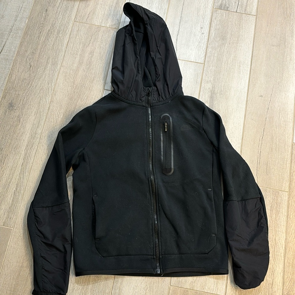 Nike sportswear tech jacket